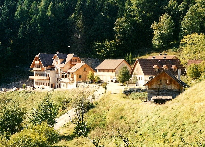 Kern des Steinschaler Dörfls, Vintage-Foto mit Farbstich ca. aus dem Jahr 2000